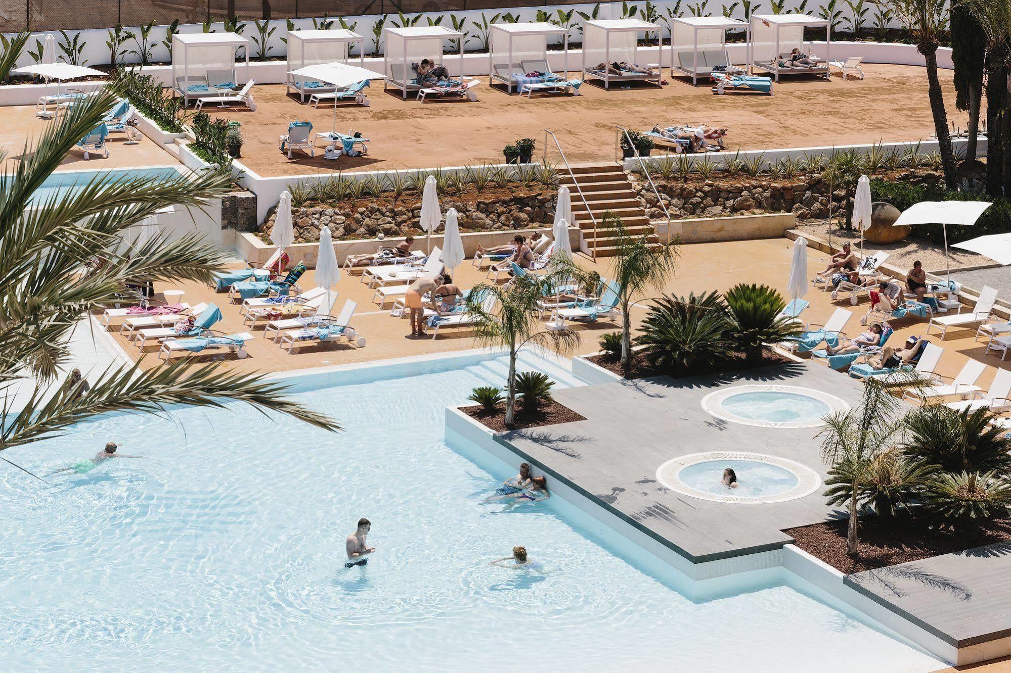 Отель Aluasoul Ibiza - Adults Only Эс-Кана Экстерьер фото