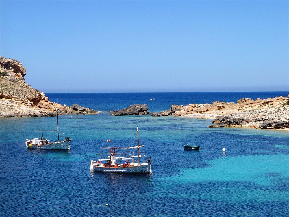 Отель Aluasoul Ibiza - Adults Only Эс-Кана Экстерьер фото