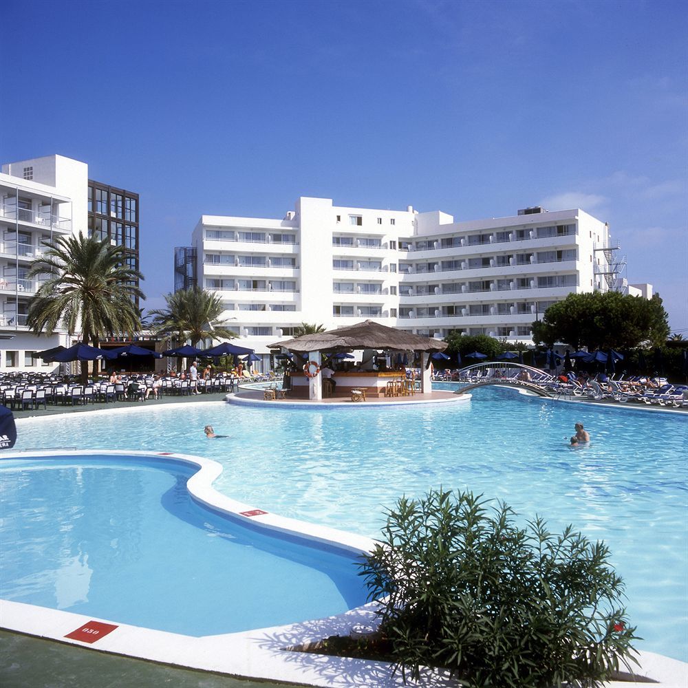 Отель Aluasoul Ibiza - Adults Only Эс-Кана Экстерьер фото